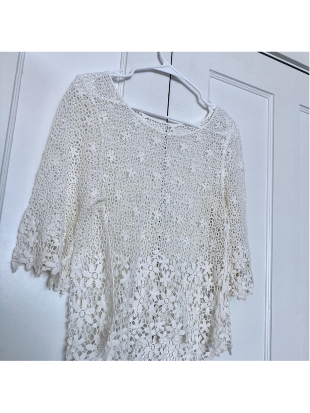 VINTAGE BOHO CHIC WHITE CROCHET TOP